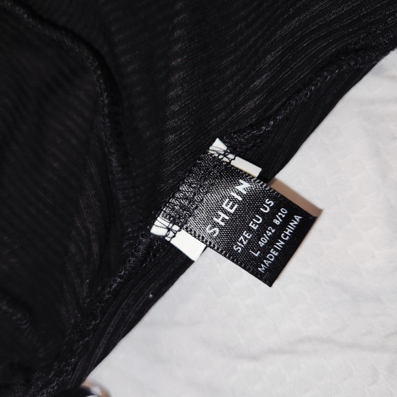 SHEIN Elegant Black Bandeau Top - Picture 8 of 9